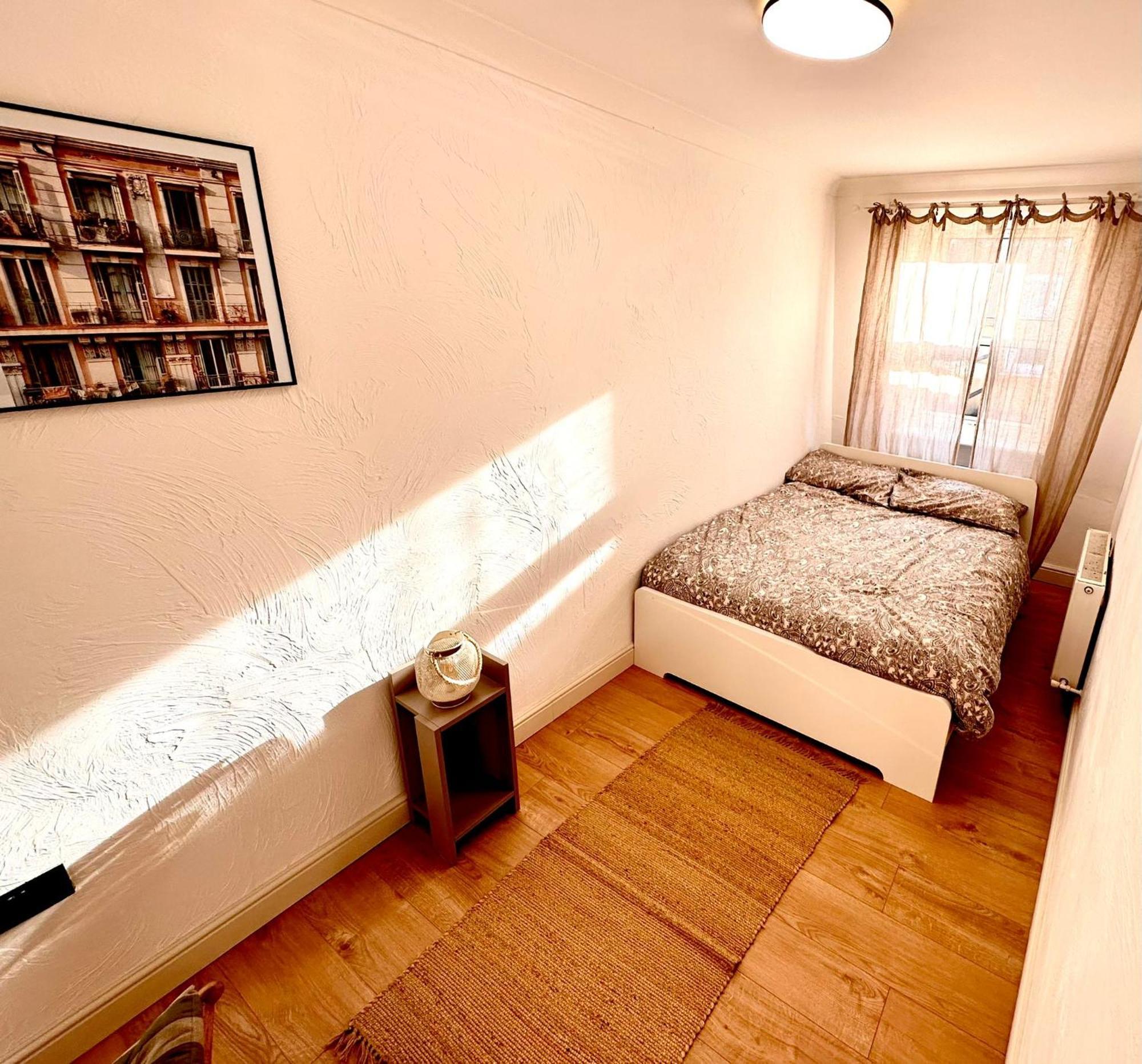 Flat 6 Stay In Aldgate Londra Exterior foto